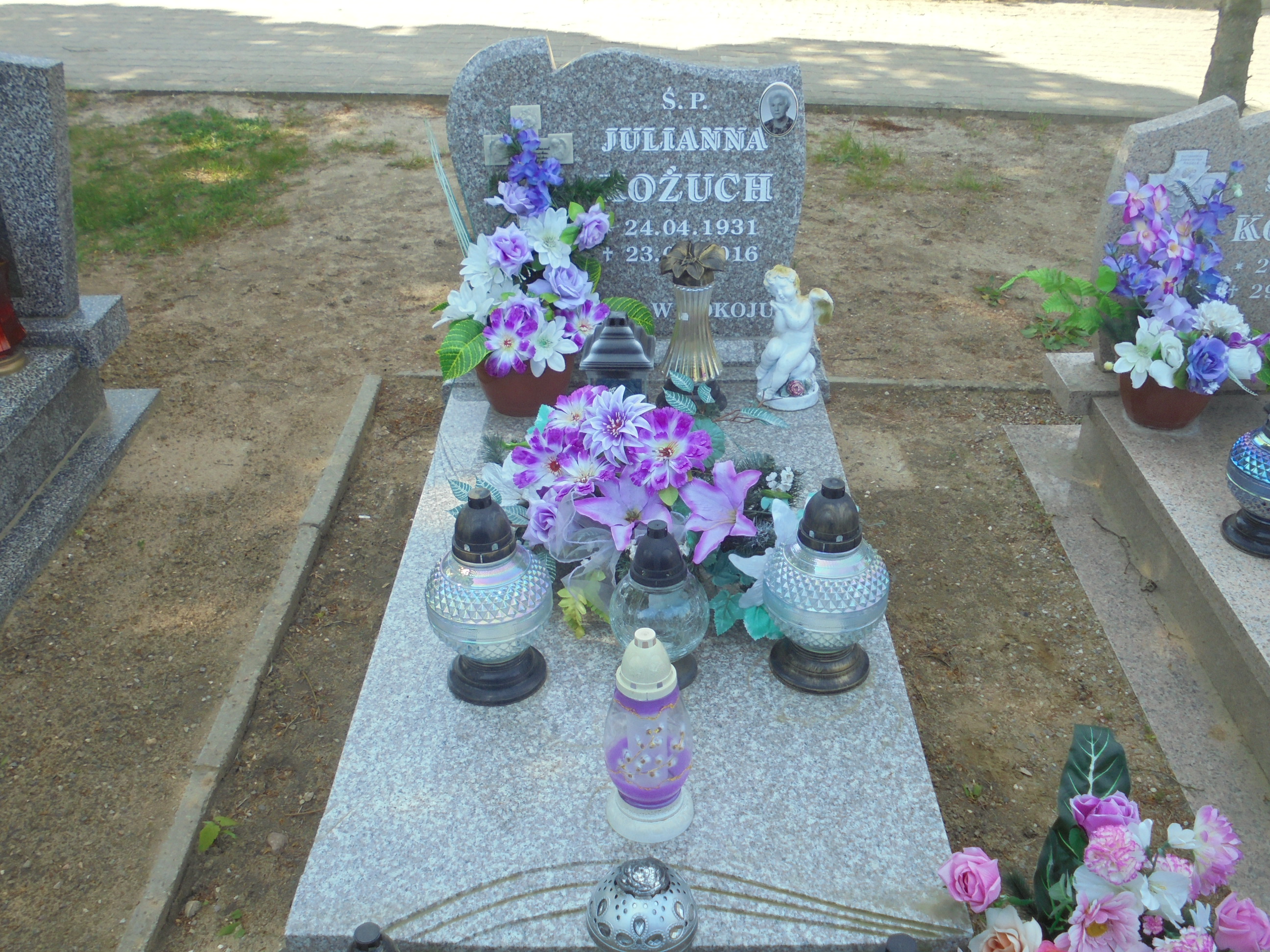 Grób Julianna Kożuch