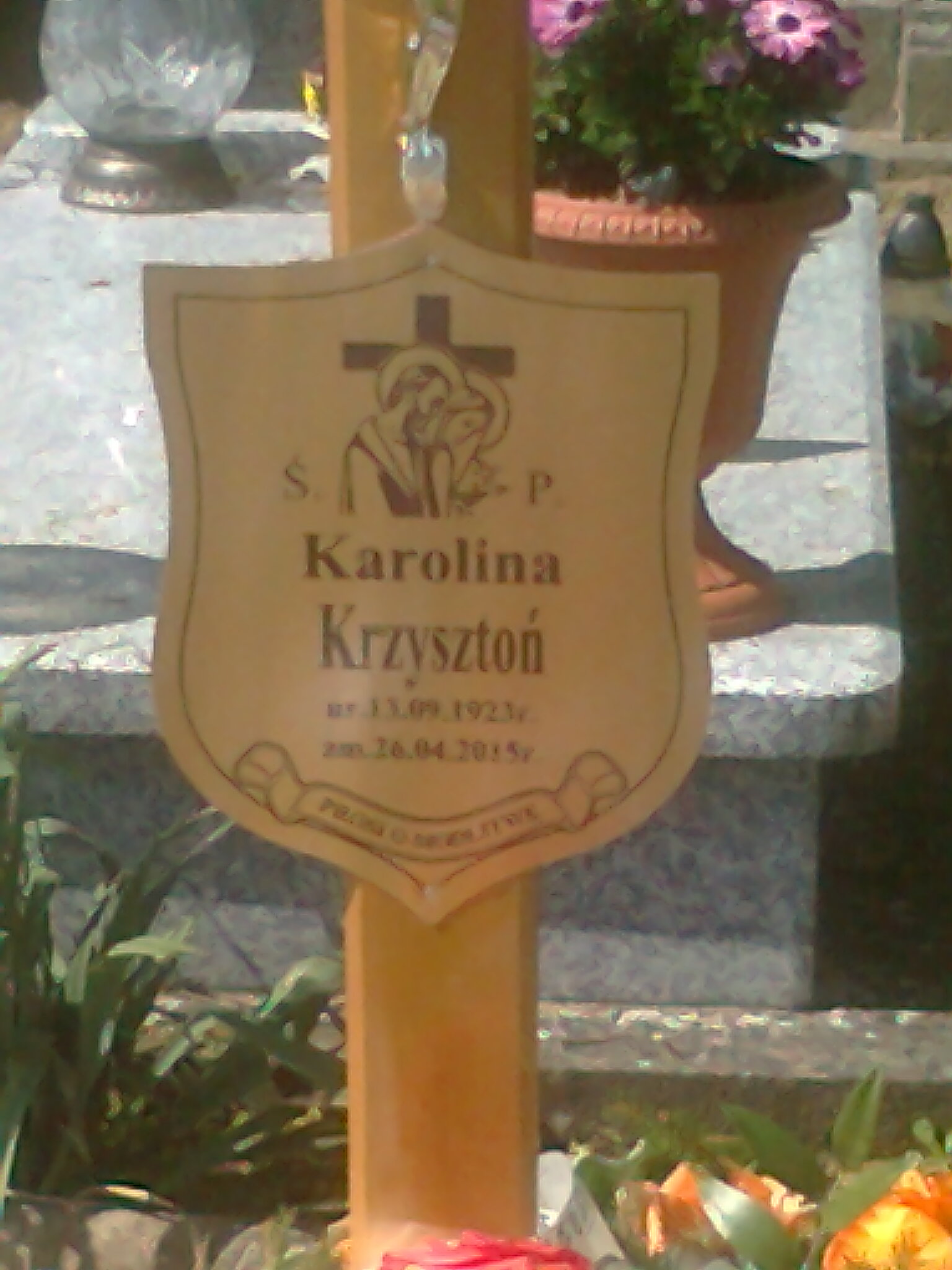 Grób KAROLINA KRZYSZTOŃ